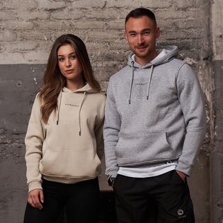 Hoodies & Sweatshirts