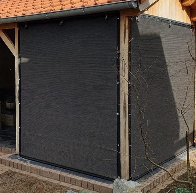 Verandadoek Antraciet, breed 230cm x hoog 210cm  incl bevestiging 