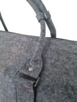 Vilten reistas grijs