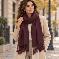 Dames sjaal met franjes &ndash; 180 &times; 55 cm &ndash; bruin