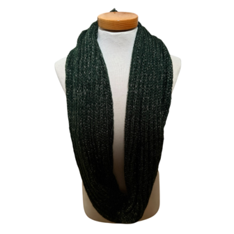 Dames colsjaal gebreid groen met glitterdraad &ndash; warme, zachte wintersjaal met subtiele sparkle