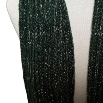 Dames colsjaal gebreid groen met glitterdraad &ndash; warme, zachte wintersjaal met subtiele sparkle
