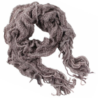 Bruine gebreide sjaal met subtiele ruches