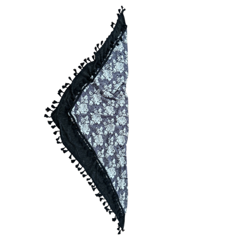 Sjaal 150 cm – driehoek -twee lagen (zwart wit bewerkt & zwart effen)