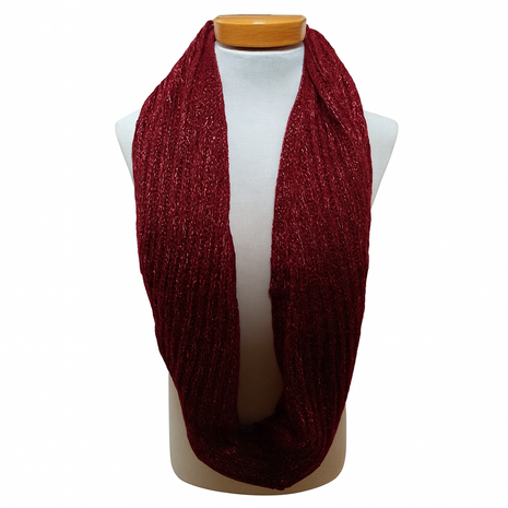 Dames colsjaal gebreid rood met glitterdraad &ndash; warme, zachte wintersjaal met subtiele sparkle